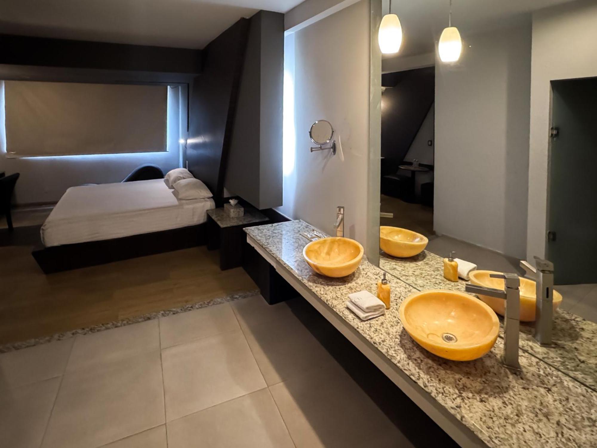 La Moraleja Love Hotel — Photos 2